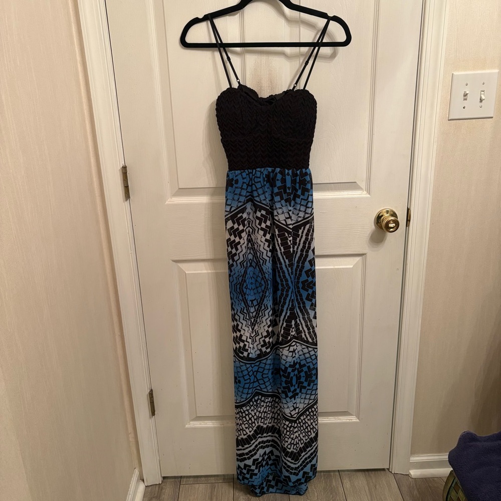 😀Flowy Patterned Dress🌹 - Picture 2 of 8